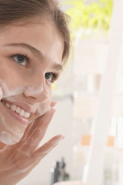 El CBD como antiinflamatorio eficaz ante acné y la piel irritada